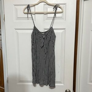 Billabong gingham, tie front, tie strap dress